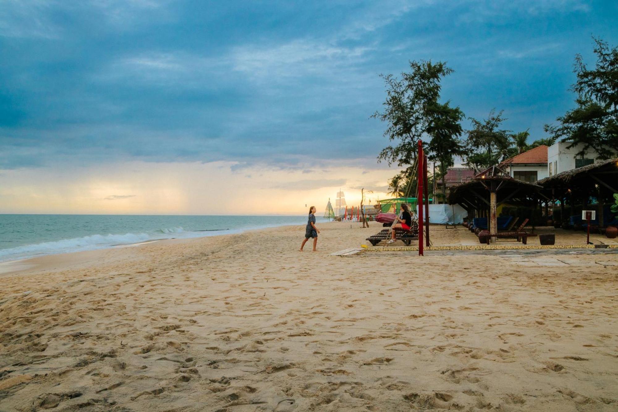 Le Aqua Resort & Spa Phan Thiet - Swiss Village Resort & Spa Mui Ne Exterior photo